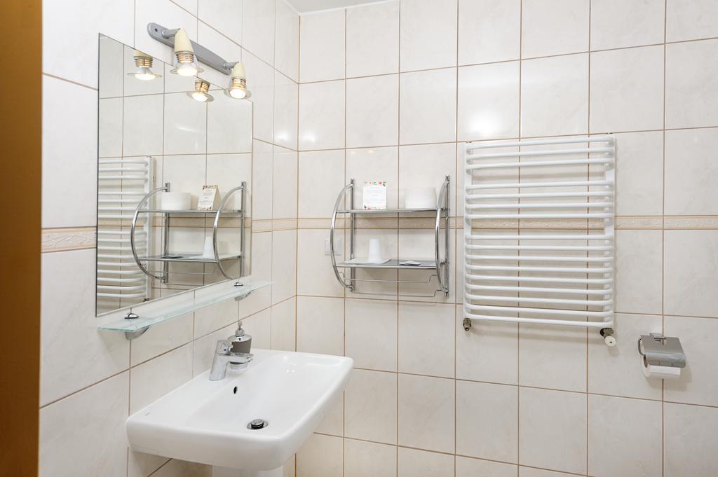 Apart Hotele Czestochowa Room photo