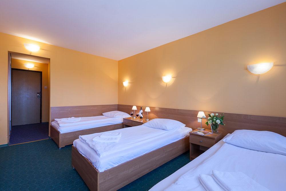 Apart Hotele Czestochowa Room photo